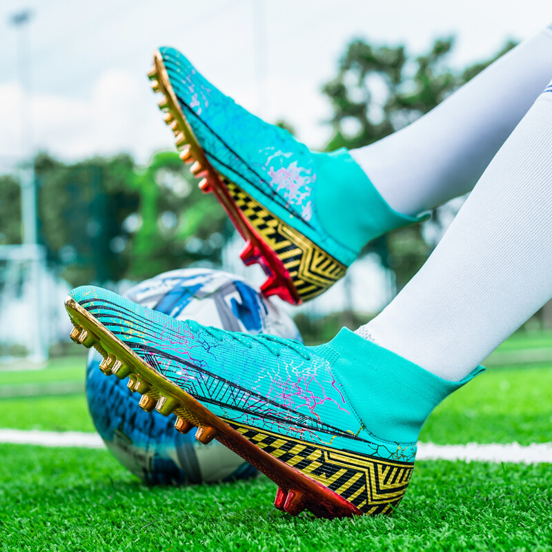 Jauni Vīriešu Profesionāli Unisex Neslīdoši Futbola Apavi Elpojoši Futbola Zābaki Futsal Sports Jauni Knaibles Drop Shipping Ultralight