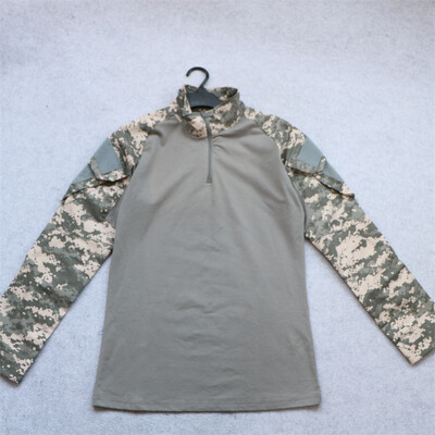 Vanjska kamuflažna majica dugih rukava s više džepova, samostojeći ovratnik, rastezljivo odijelo u obliku žabe