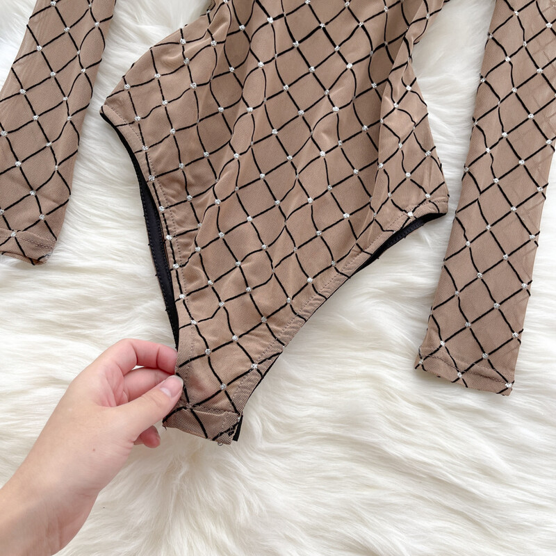 Ins Fashion See Through Mesh Body Női garbó hosszú ujjú kockás Skinny Bodycon Jumpsuit Női Szexi Clubwear test felsők