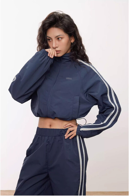 2-dielna súprava Hip Hop Double Striped Sports Suit Dámska krátka outdoorová bunda Tepláky Súprava Tanečná tepláková súprava Crop Top Bunda Set