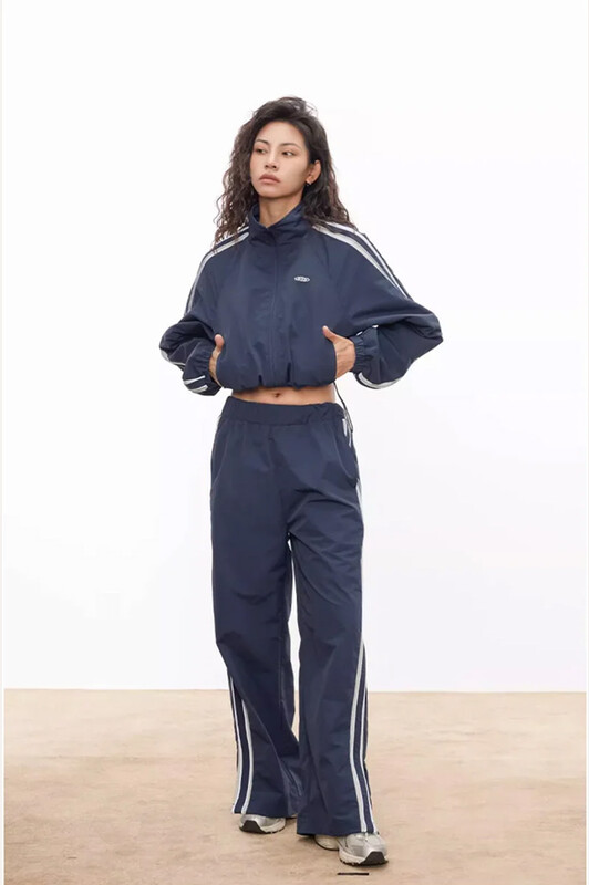 2-dielna súprava Hip Hop Double Striped Sports Suit Dámska krátka outdoorová bunda Tepláky Súprava Tanečná tepláková súprava Crop Top Bunda Set