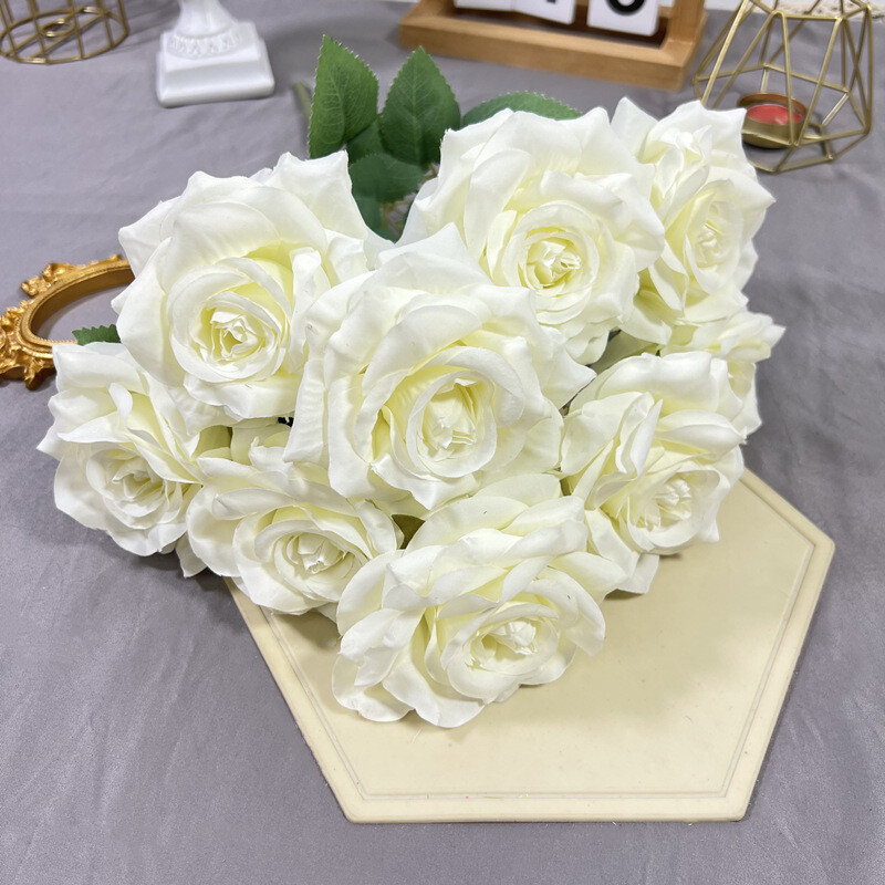 Umjetni buket cvijeća