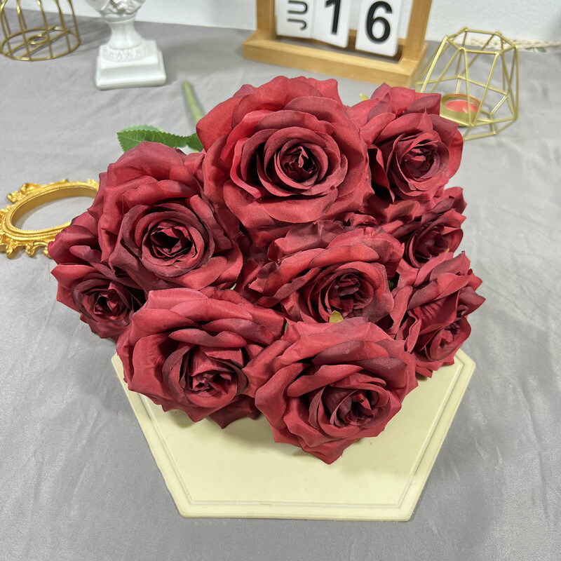 Umjetni buket cvijeća