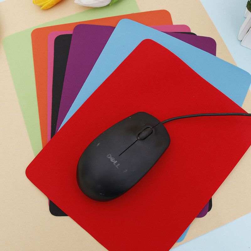 Vienkrāsains optiskais peles paliktnis Biroja datoru pretslīdēšanas plaukstu balsti Gumijas peļu paliktņi peles paliktņi spēļu klēpjdatora paklājiņi īpaši plāni