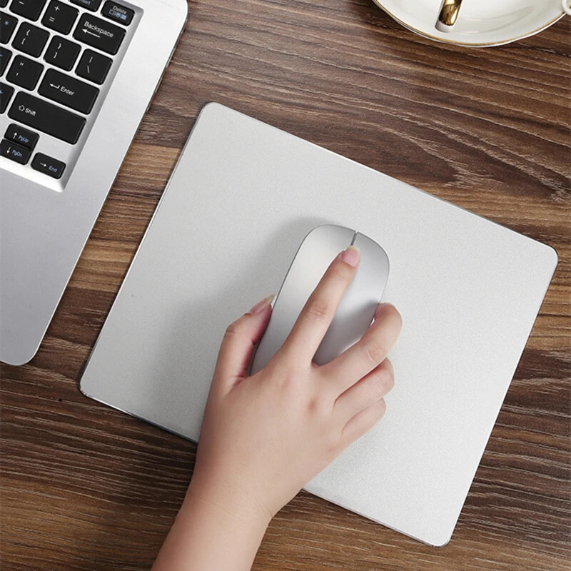 Alumīnija metāla peles paliktņa paklājiņš Ciets Gluds Matēts Plāns Neslīdošs Ūdensizturīgs Ātrs un precīzs Peļu Paklājiņš Mājas Biroja Galda Paklājiņš