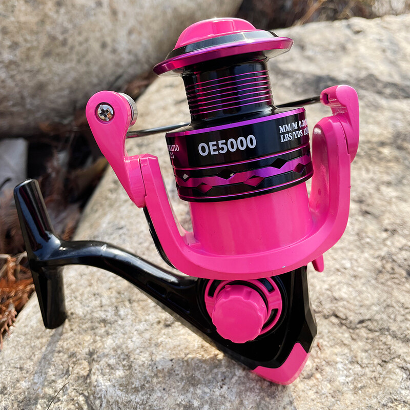 Ghotda Pink Fly Fishing Reel 2000-7000 Високоскоростна въртяща се риболовна макара със съотношение 5.2:1 Кастингова макара с линия за шаран за солена вода
