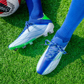 Kiváló minőségű ultrakönnyű férfi focicipők csúszásmentes gyep futballkapcsok gyerekeknek TF/FG edzőfocicipők Chuteira Campo