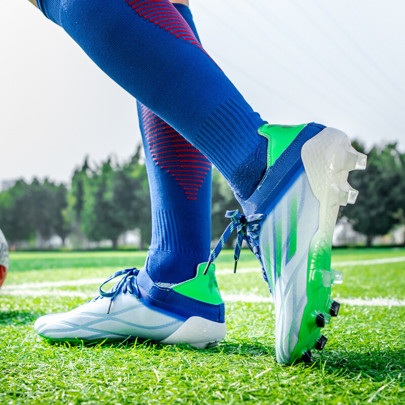 Висококачествени свръхлеки мъжки футболни обувки Нехлъзгащи се тревни футболни бутли за деца TF/FG тренировъчни футболни обувки Chuteira Campo