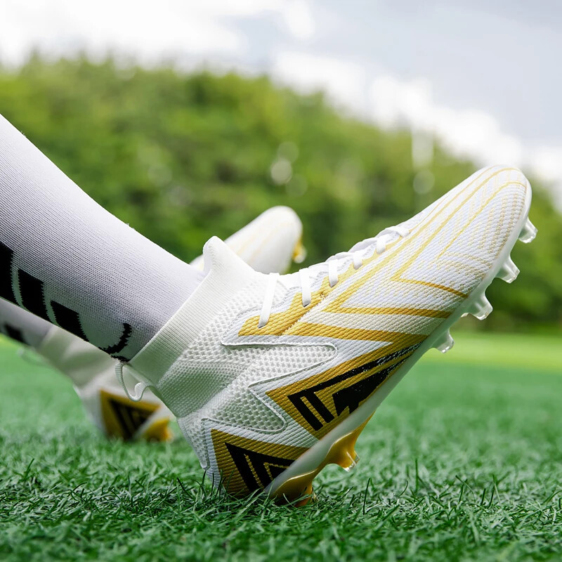 Tenisice s travom Prozračne nove visokokvalitetne muške tenisice za nogomet Veleprodaja vanjskih tenisica za nogomet Originalne muške tenisice za nogomet