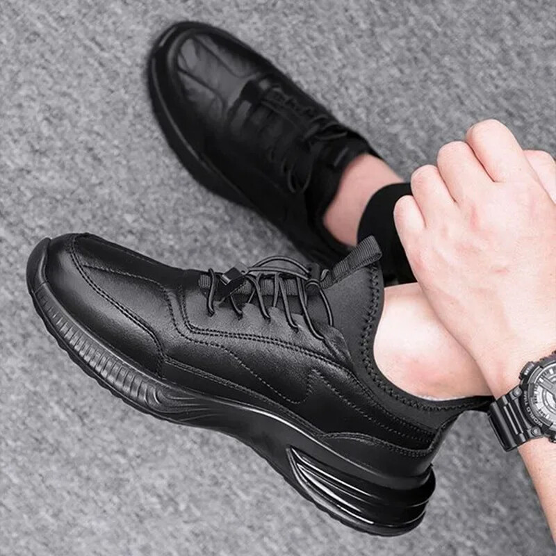 2024Muške tople čizme za snijeg Zimske modne muške pamučne cipele Crne tople ležerne cipele za muškarce Ležerne udobne plišane tenisice