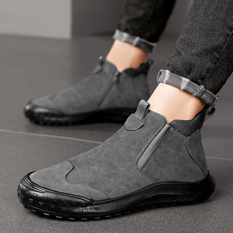 Zimske tople plišane muške čizme za snijeg vodootporne kožne čizme muške mekane potplate gležnjače neklizajuće muške zimske cipele kratke čizme