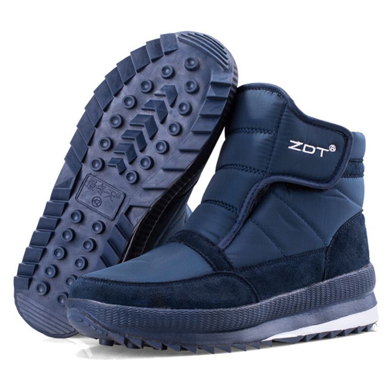 Zimske muške čizme 2023. Nove debele čizme za snijeg za par plus tople baršunaste kratke čizme za slobodno vrijeme na otvorenom, otporne na hladnoću, muške pamučne cipele