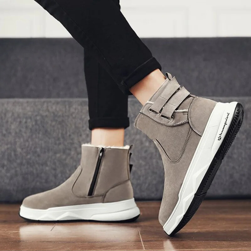 S krznenim muškim cipelama Zimske čizme za snijeg za muškarce Topla ponuda Neklizajuća dizajnerska trendi 2025. Nova vintage retro vruća prodavana Y2k obuća