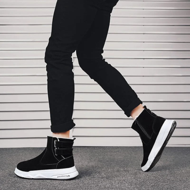 S krznenim muškim cipelama Zimske čizme za snijeg za muškarce Topla ponuda Neklizajuća dizajnerska trendi 2025. Nova vintage retro vruća prodavana Y2k obuća