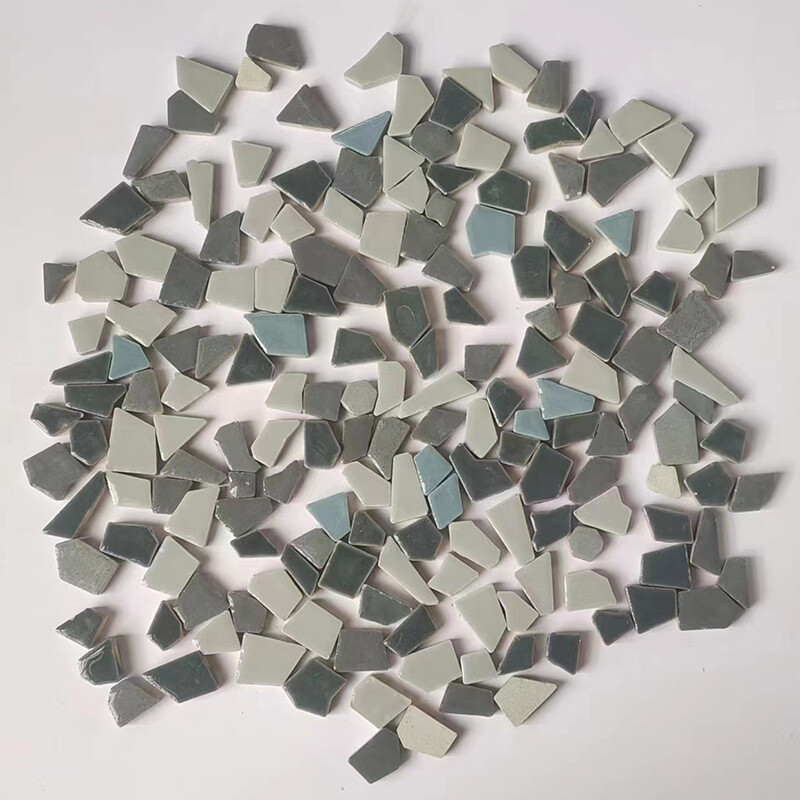 Keraminės mozaikos smulkios dalelės „pasidaryk pats“ darželio baigimo laisvos spalvos glazūruotos sujungimo plytelės fonas