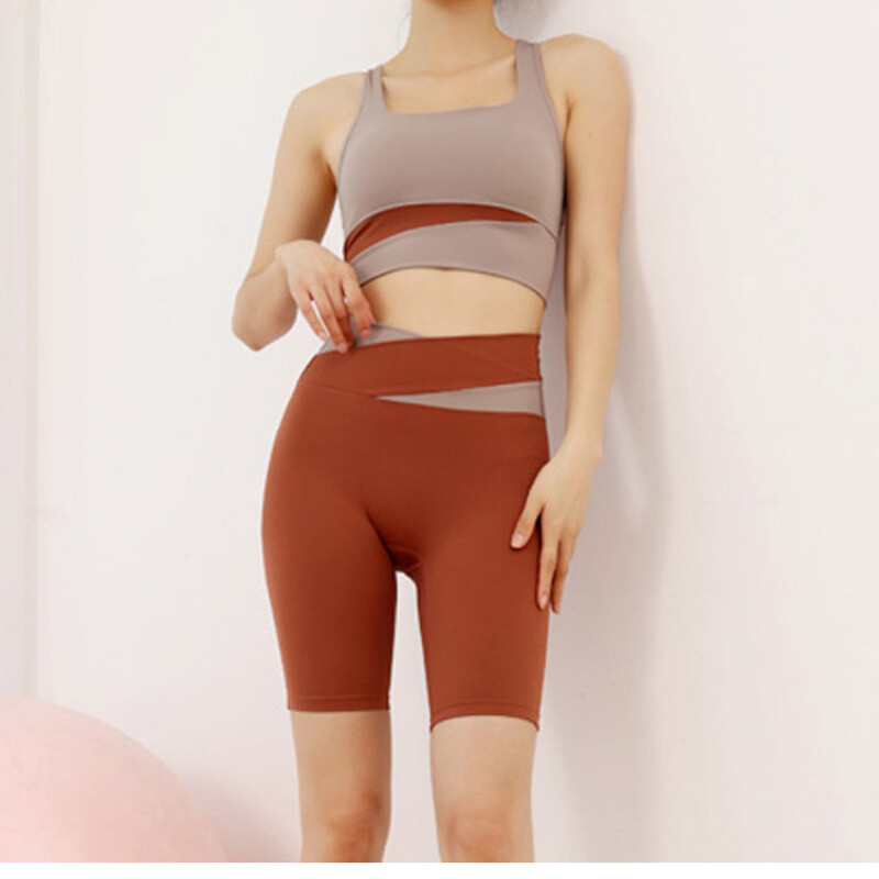 Divdaļīgi komplekti Sieviešu treniņu komplekts Kontrastējošas Krāsas Fitnesa Apģērbs Apgriezti šorti Sporta zāle Sporta jogas komplekts Legingi