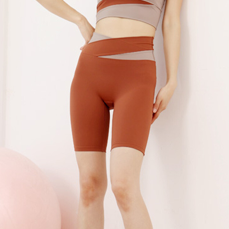 Divdaļīgi komplekti Sieviešu treniņu komplekts Kontrastējošas Krāsas Fitnesa Apģērbs Apgriezti šorti Sporta zāle Sporta jogas komplekts Legingi