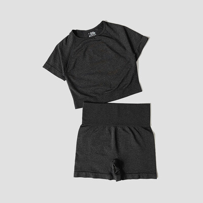 Bezšuvju sieviešu jogas komplekts Crop Top krekls ar īsām piedurknēm Fitnesa šorti treniņu apģērbi sievietēm sporta zāles apģērbi jogas sporta komplekts