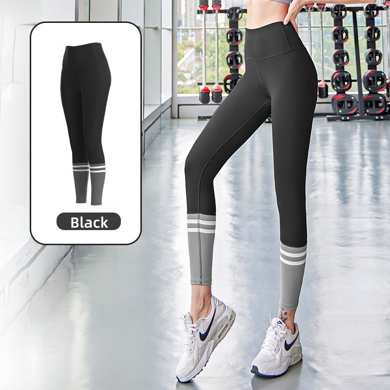 Divdaļīgs komplekts Sieviešu treniņu zālei jogas komplekts Fitnesa sporta apģērbs Crop Top sporta krūšturis Bezšuvju legingi Active Wear Apģērba uzvalks