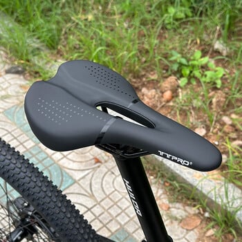 TTPRO Bike Cushion for MTB Short-nors Hollow-out Леко дишащо седло за велосипед за шосеен велосипед Черна седалка за велосипед 3209