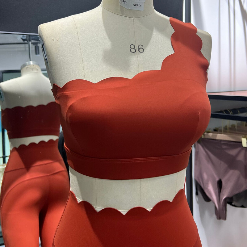 1/2Pcs Laser Sportski grudnjak na jedno rame Yoga set Sport u teretani Ženske tajice Hlače za vježbanje u teretani Odijela za aktivnu upotrebu