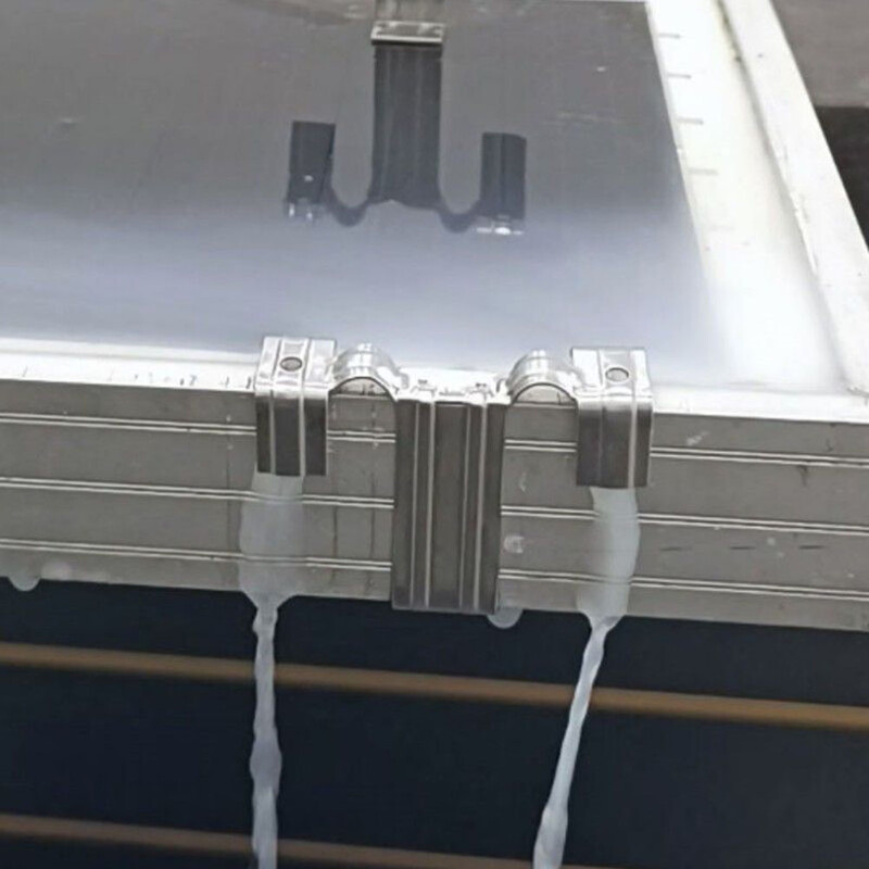 10 tk 30/35/40 mm roostevabast terasest päikesepaneel PV veejuhtklamber päikesepaneeli automaatne puhastamine, seisev vee äravooluklamber