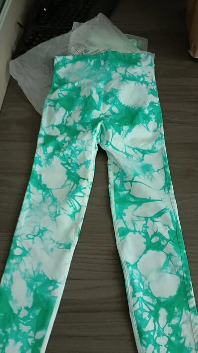 Nauji kaklaraištis dažyti jogos kelnės Sportiniai antblauzdžiai Moteriški Besiūliai aukštu juosmeniu Push Up Moteriškos pėdkelnės Fitneso treniruotėms Leggins Sexy Sports Apranga