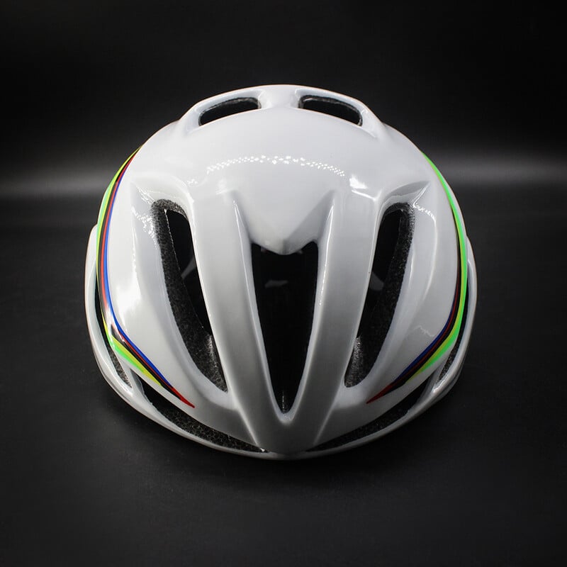 Cyklistická prilba na triatlon, časovku, aerodynamické cestné bicykle, prilby na horské bicykle, chrániče bicyklov, prilby Casco Ciclismo, cyklistické vybavenie