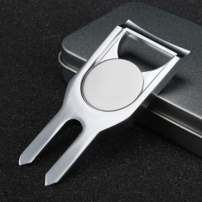 Golf Divot Alat za popravak Magnetski marker za lopticu Poklon Golfer Fix Divots Pitch Fix Poklon kutija igre Višenamjenski otvarač za boce Gadget