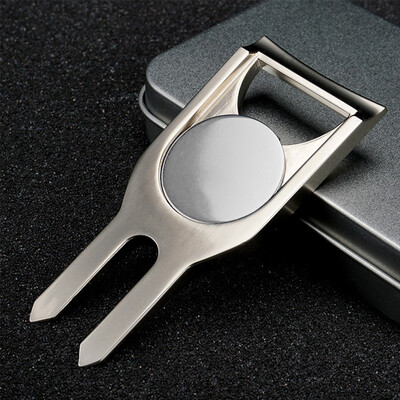 Golf Divot Alat za popravak Magnetski marker za lopticu Poklon Golfer Fix Divots Pitch Fix Poklon kutija igre Višenamjenski otvarač za boce Gadget