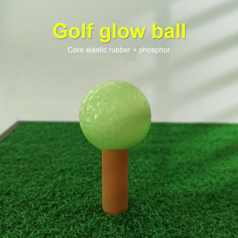 Fluorescencinis golfo kamuoliuko automatinis šviesos sugertis, geriausiai atspindintis aplinkai nekenksmingas švytėjimas tamsiame golfo kamuoliuke, skirtas golfui