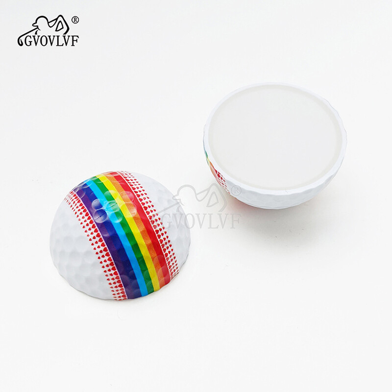 Golfo kamuoliukai Itin ilgo nuotolio trijų sluoksnių kamuoliukai, skirti profesionalių varžybų žaidimams. Patvarūs masažiniai kamuoliai