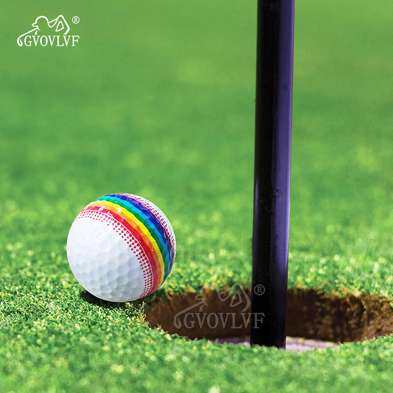 Golfo kamuoliukai Itin ilgo nuotolio trijų sluoksnių kamuoliukai, skirti profesionalių varžybų žaidimams. Patvarūs masažiniai kamuoliai