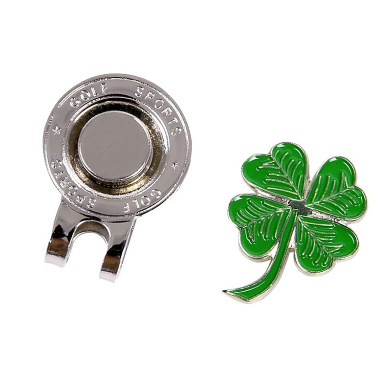 Magnetinis golfo kamuoliukų žymeklis su standartiniu skrybėlės segtuku, tvirtinamu prie kišenės krašto diržo. Drabužiai, tvirti, lengvai naudojami