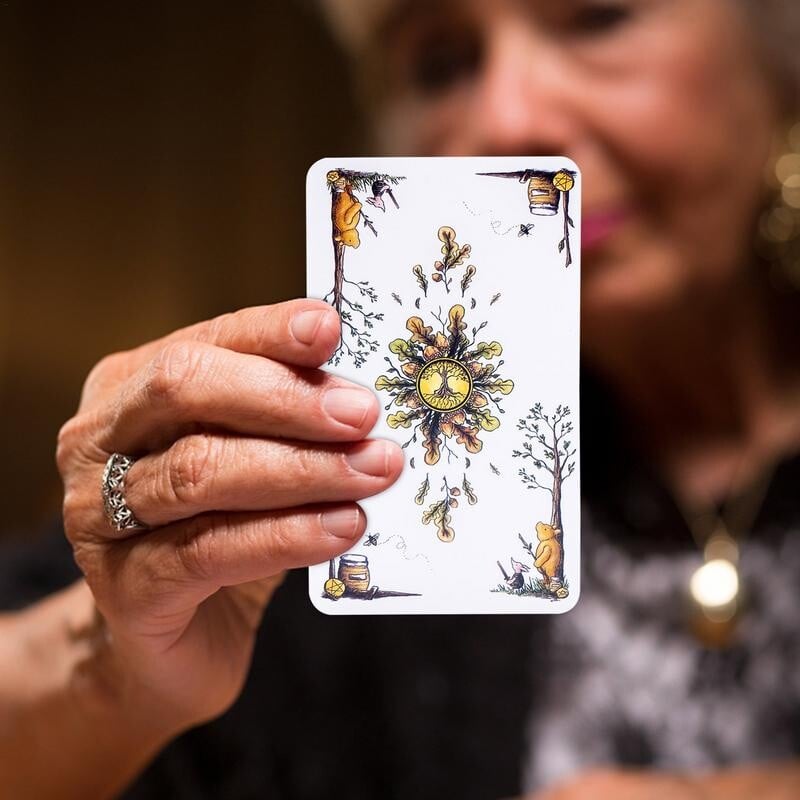 81vnt Oracle kortų taro kaladė kortų žaidimas Meškos išmintis Taro stalo kortų žaidimas Bėrimo kortomis įrankiai