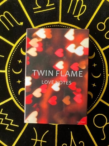 Twin Flame Love Notes κάρτες μαντείο Μια τράπουλα 45 Tarot Messages for Love Readings, Soulmate για γυναίκες κορίτσια όμορφο ροζ χρώμα