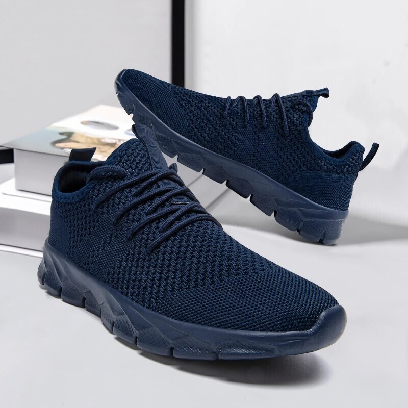 Kerged vabaajajalatsid meeste libisemisvastased mugavad hingavad tossud välijooksujalatsid meestele Push-suuruses võrkjalatsid
