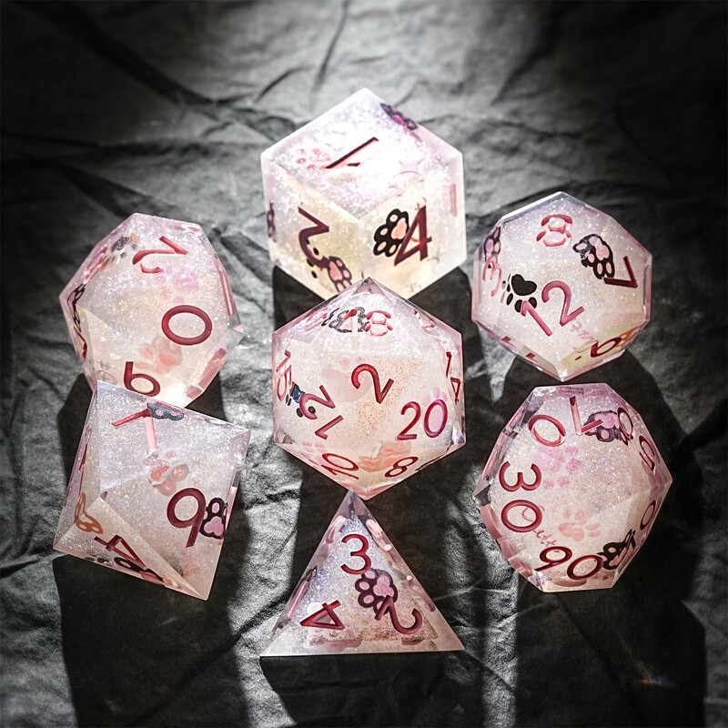 1-7 komada DND Milk White Solid Resin Black Kitten Smile Cat Dice Set Multi-sided Polyhedral Dice for D&D COC Role RPG Stolna igra