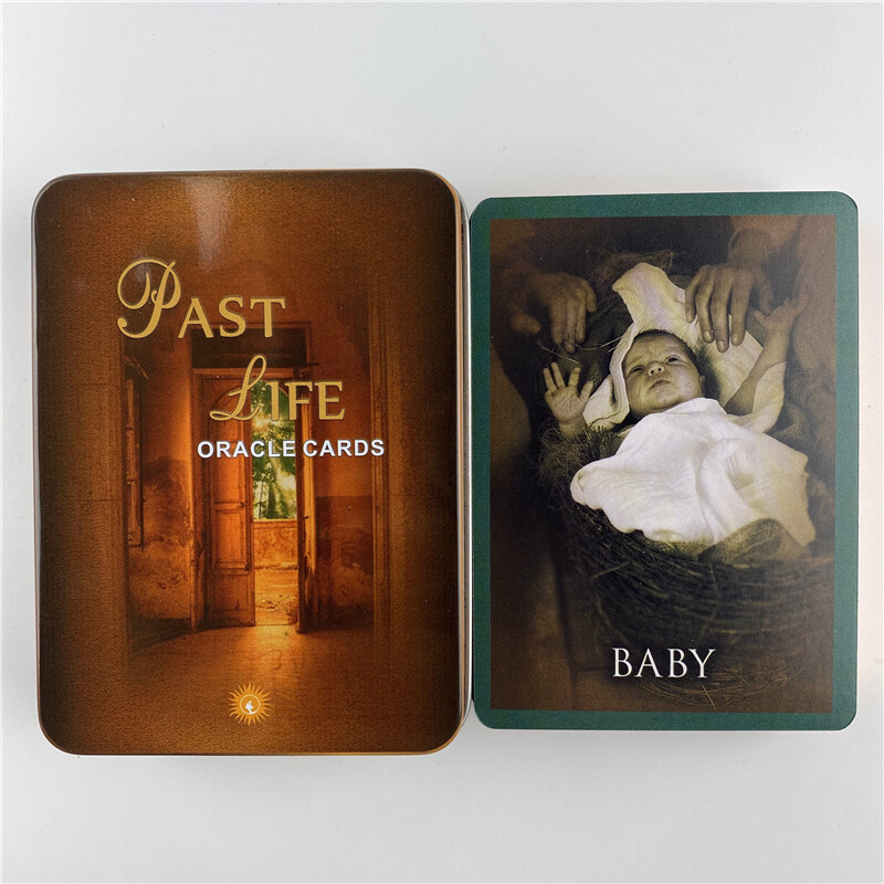 Metāla kaste, zelta zeltīts izdevums Pagātnes dzīves Orākula kāršu zīlēšanas klājs ar papīra ceļvedi Angļu klasiskās Taro galda spēles