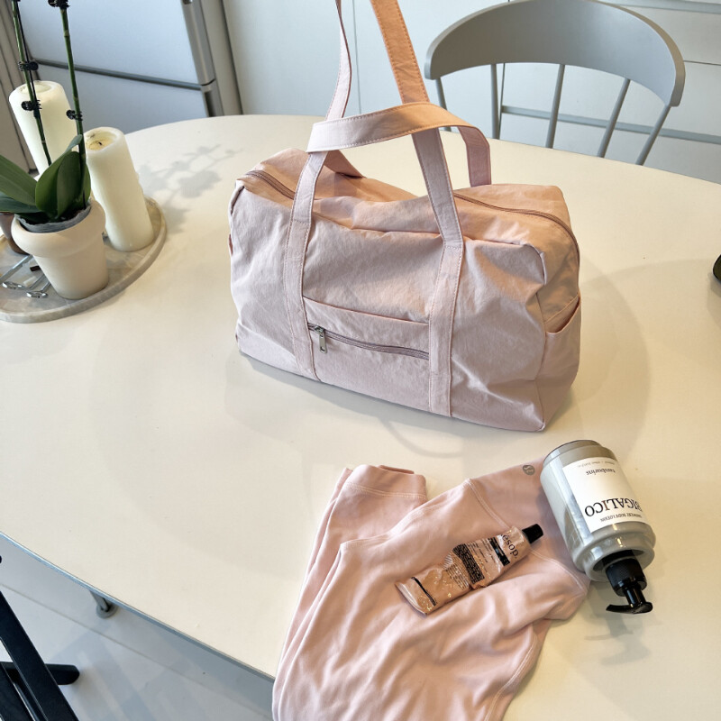 Nová cestovná taška s vysokou kapacitou, prenosná ľahká a ležérna taška cez rameno, dámska taška na dochádzanie do školy, športovú tašku na jogu