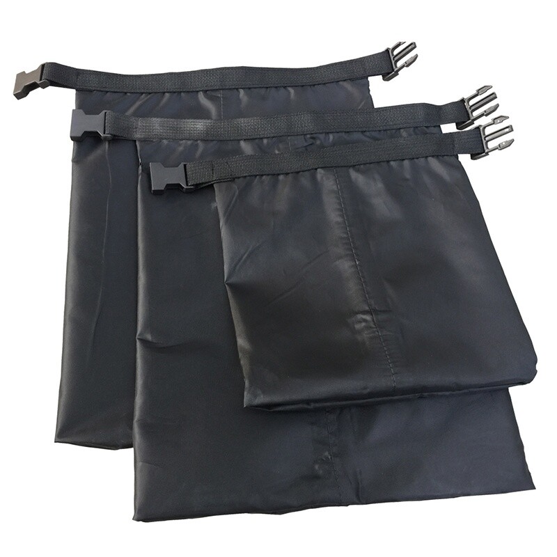 1,5+2,5+3,5 l 3 vnt. Neperšlampamas sausas maišelis, maišelis Plaukimas plaustais Plaukimas baidarėmis Plaukimas baidarėmis Vertingų greitai gendančių daiktų gabenimas