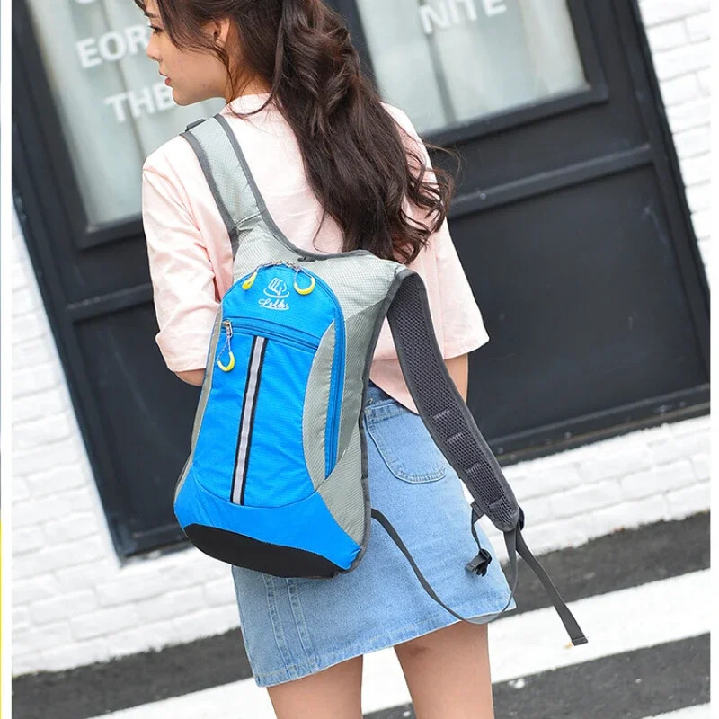 2023 Nový nepremokavý kvalitný nylonový batoh 20L Prenosný vonkajší cestovný batoh Turistický cyklistický horolezecký športový batoh pre mužov a ženy