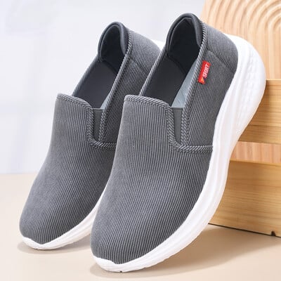 Tradičné pekinské látkové topánky pre ľudí stredného veku, ľahké turistické topánky, módne všestranné ležérne športové topánky