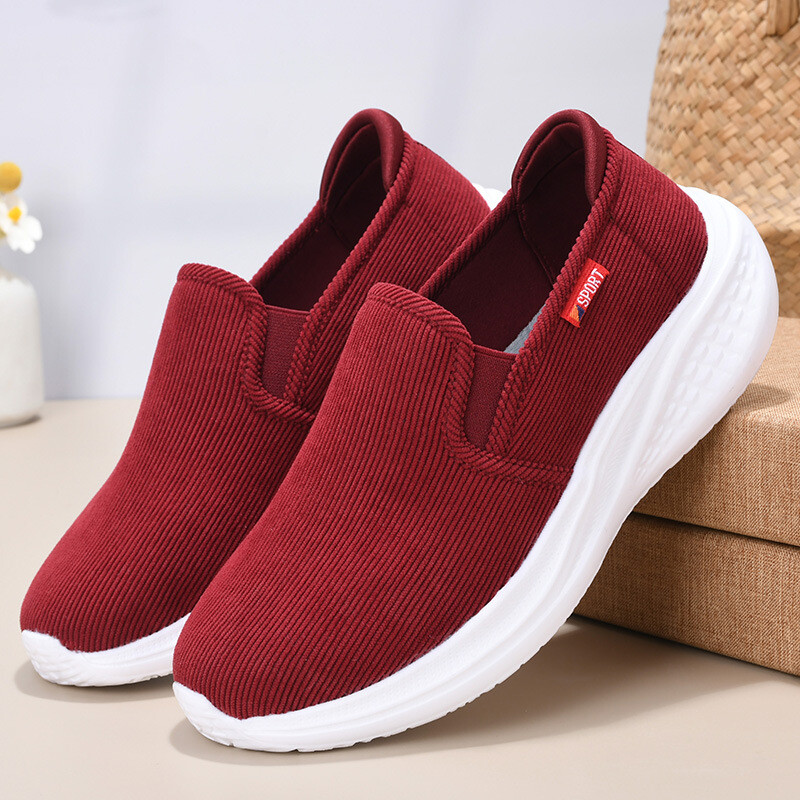 Tradičné pekinské látkové topánky pre ľudí stredného veku, ľahké turistické topánky, módne všestranné ležérne športové topánky