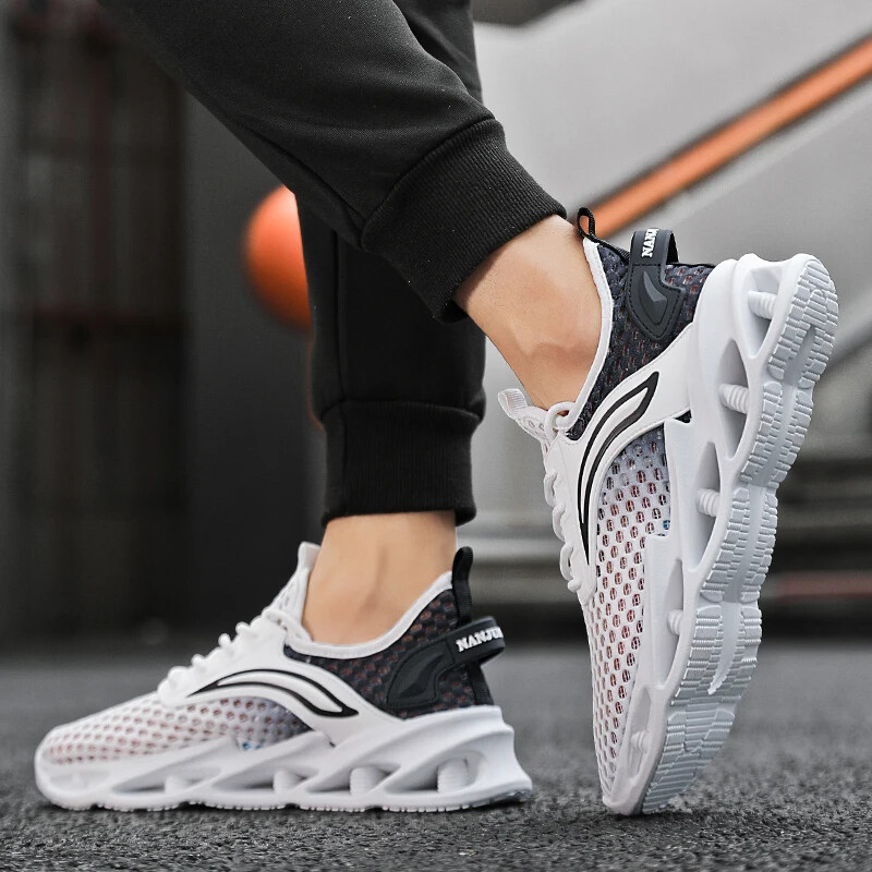 2024. aasta uued suvised tossud meeste võrgust hingavad jooksutennise jalatsid Välispordi tennised Masculino valged vabaajajalatsid