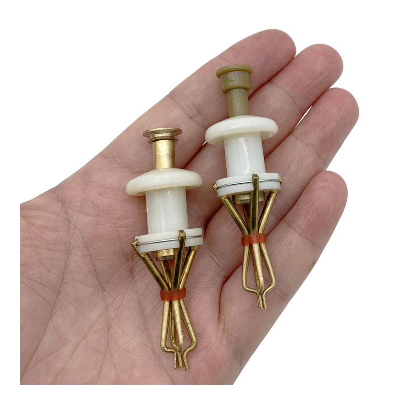 1ks asistovaná návnada na červy, granule, klip na červy, kaprový rybolov, kliešte na pelety, červy, nástroj na nakladanie