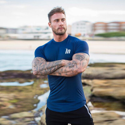 Nova kompresijska majica kratkih rukava Superelastična uska majica Muške teretane Fitnes trening Brzo sušeće majice Muška ljetna sportska odjeća za trčanje