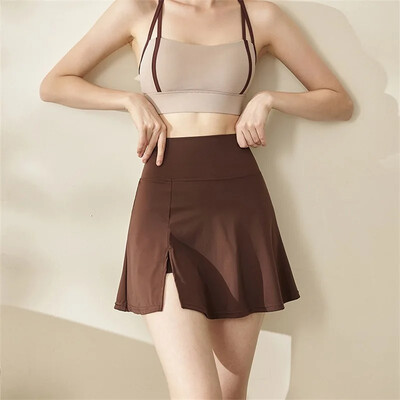 Illusion mini kleita divdaļīgs komplekts sieviešu jogas svārki ar augstu vidukli Elpojoša skriešanas tenisa kleita Sadalīta dizaina Pret ekspozīciju
