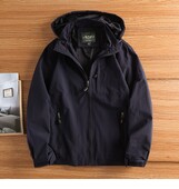 Trench pentru bărbați de primăvară și toamnă, jachetă cu trei rezistențe, ocazional, cu glugă, jachetă profesională pentru exterior, rezistentă la vânt