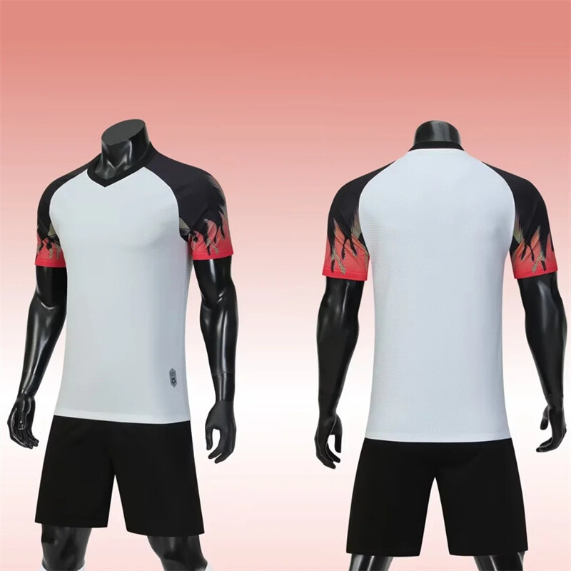 Futbol Nogometni dresovi za dječji trening Trenirke Nogometna sportska odjeća za odrasle Prilagođeni logotip Brzo sušeći kompleti prozračnih majica kratkih rukava